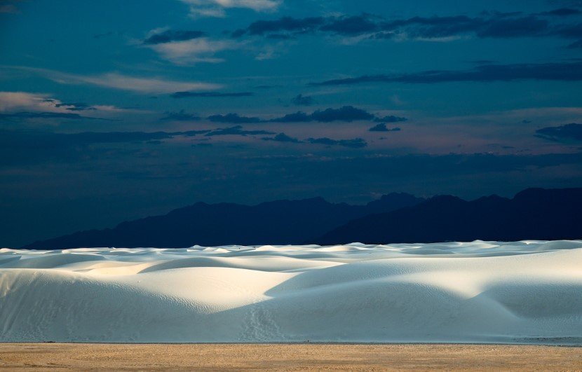 white dune 5