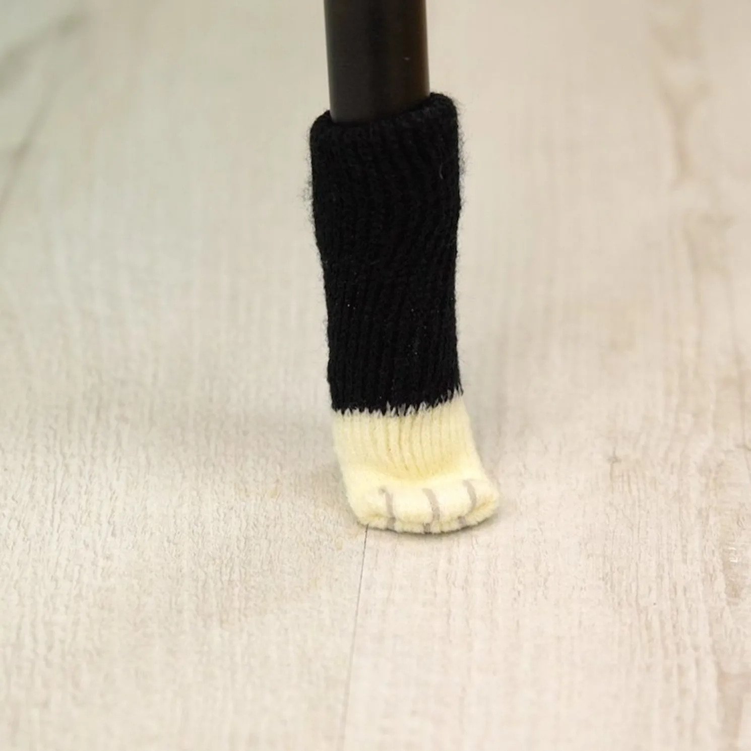 Cat Paw Chair Socks 4