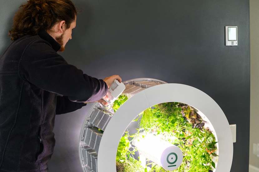 OGarden Smart Planter 6