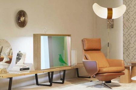 Panasonic teams up with Vitra to bring transparent OLED display to reality