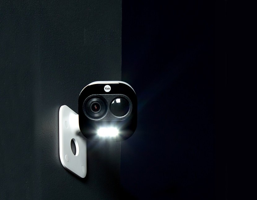 Yale Voice Controlled Security Camera
