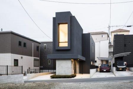 The Slender House will make you believe in smart architecture again