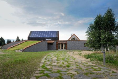This lodge has pushed the boundaries of sustainable architecture with green solutions