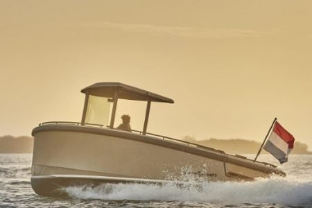 DutchCraft unveiled its modular yacht DC25 in Düsseldorf