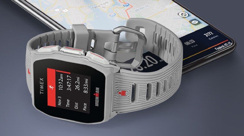 R300 is a smartwatch that tracks all your fitness regimes and battery lasting up to 25 hours