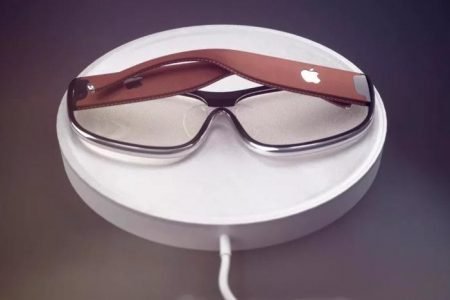 Apple Glasses powered by augmented reality might finally be coming in 2022