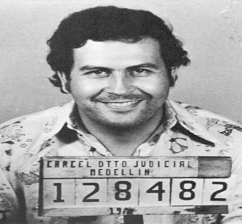 Pablo Escobar - Escobar Fold 1