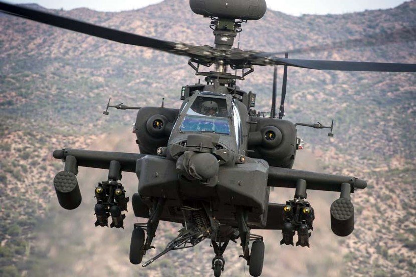 AH 64 Apache Helicopter (